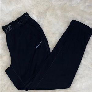 Women’s Nike baggy sweatpants